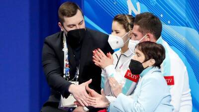 Москвина оценила выступление российских пар в короткой программе на ОИ