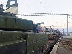 Спутниковые снимки США: «Шойгу навёл понтонный мост через Припять для броска на Киев»