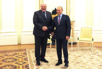 Владимир Путин поручил начать строительство порта для перевалки белорусских грузов в Ленобласти