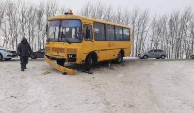 В Башкирии произошло ДТП с участием школьного автобуса