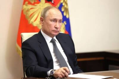 Путин поручил врио главы МЧС вылететь в Ростовскую область