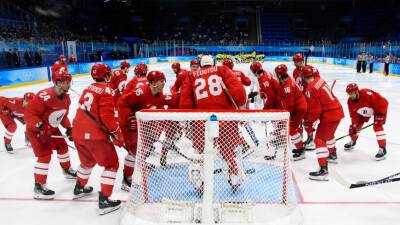 Олимпиада-2022: хоккеисты пробились в финал, фристайлисты установили национальный рекорд
