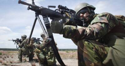 Снайперские винтовки, радары и роботы: Нидерланды окажут Украине военную помощь