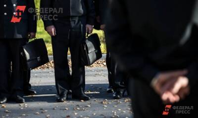 В свердловском городе сотрудники ФСБ задержали лидера местной оппозиции по делу о взятке