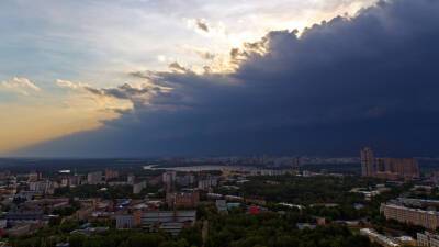 В центре погоды «Фобос» рассказали, когда по территории России пройдёт циклон «Юнис»