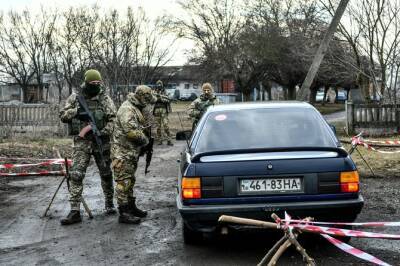 Массовая эвакуация, обстрелы и украинское наступление: главное о событиях в Донбассе на 18 февраля