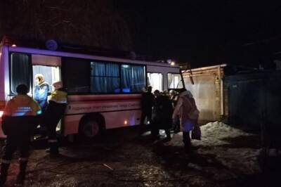 Двое пострадавших при пожаре в Ставрополе находятся в тяжёлом состоянии
