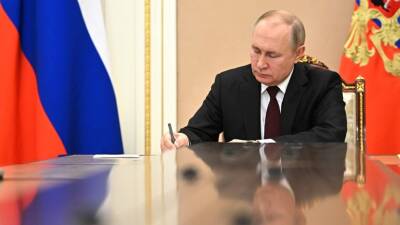Путин подписал ежегодный указ о призыве пребывающих в запасе россиян на военные сборы