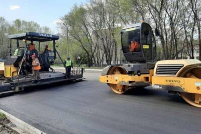 На дорогах Хабаровского края тестируют современный асфальт