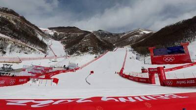 Соревнования по горным лыжам на ОИ-2022 перенесли на сутки