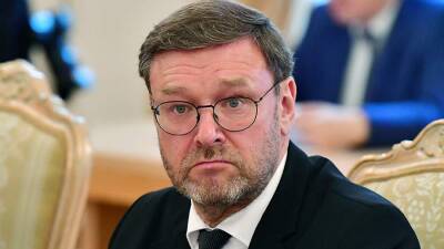 Косачев обвинил Байдена в поощрении силовой операции Киева в Донбассе