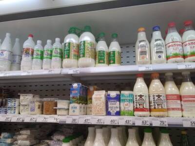 Диетолог назвала марки молока, которые могут быть опасны для россиян