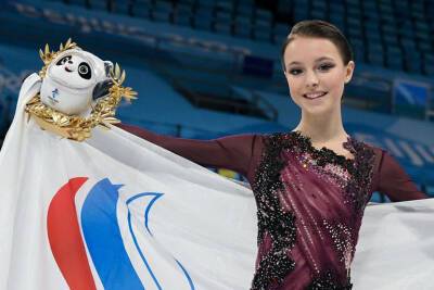 Плющенко считает, что Анна Щербакова завершит карьеру