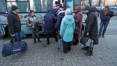 В Ростовскую область прибудут около 25 тыс. эвакуированных из ЛНР
