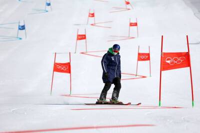 В Пекине перенесли розыгрыш медалей в командных соревнованиях по горнолыжному спорту