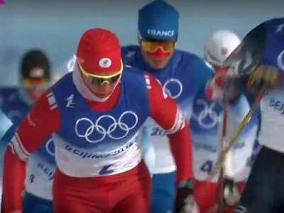 Большунов выиграл олимпийский «недомарофон» в лыжных гонках