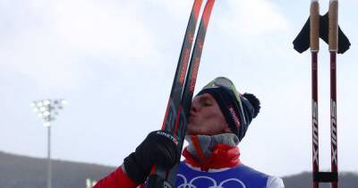 Бородавко назвал Большунова "королем лыж" после третьего золота на ОИ