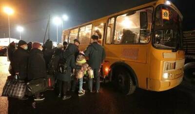 Семь регионов готовы принять беженцев из Донбасса