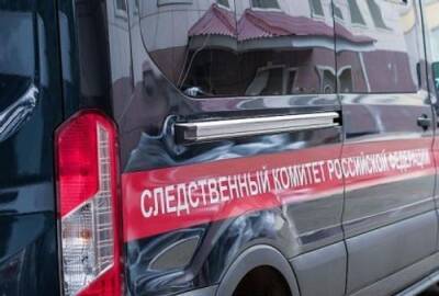Жительница Ростовской области рассказала, что после взрыва внутри воронки от снаряда обнаружен белый порошок с сильным запахом