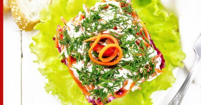 Праздничная кухня: салат на 23 февраля с морковью и черносливом