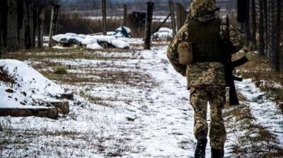 На Донбассе погиб еще один военный, четверо получили ранения