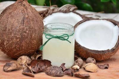 Кардиолог Ильина предупредила об опасности кокосового и пальмового масла для сердца