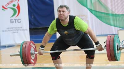 ФОТОФАКТ: Кубок Беларуси по тяжелой атлетике среди мужчин и женщин в Гомеле