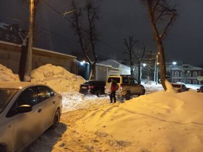 В Ульяновске сотрудники вневедомственной охраны оказали помощь автовладельцу