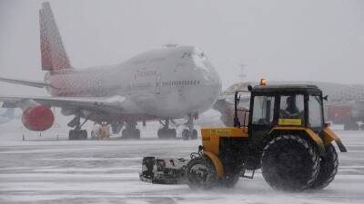В Москве задержано и отменено 25 авиарейсов