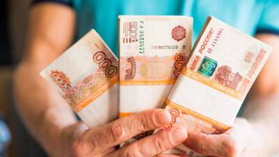 Опрос: россияне за 10 лет стали чаще делать сбережения