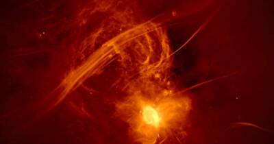Ученые засняли черную дыру в центре Млечного Пути