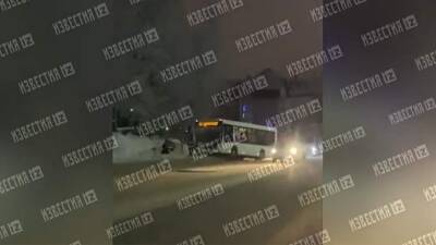 Семь человек пострадали в ДТП с автобусом в Ханты-Мансийске