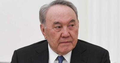 Парламент Казахстана отменил согласование политики с Назарбаевым
