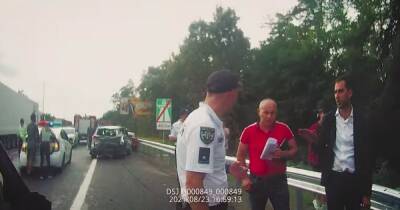 "Я с Монастырским поговорю": опубликовано видео со "слугой" Трухиным после ДТП под Киевом