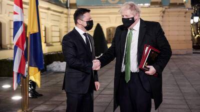 Британский премьер Джонсон оконфузился на встрече с Зеленским