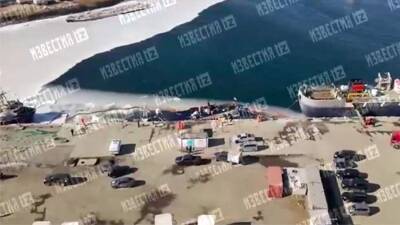 Затонувшее в Приморье краболовное судно засняли с коптера