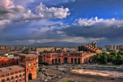 Россиян тянет в Ереван: армянская столица стала самой популярной в турпоисковиках