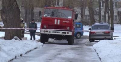 В Донецке нашли взрывное устройство, сообщается о минировании школ