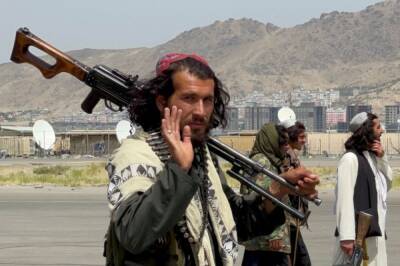 Талибам запретили входить с оружием в парки развлечений Афганистана