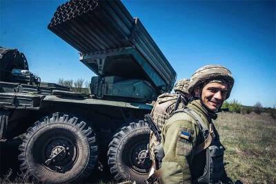 Украина провела учения вблизи границы с Крымом