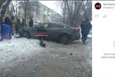 В Белгороде Мазда вылетела на тротуар и сбила трех пешеходов