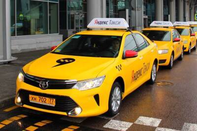 ВТБ Лизинг передал более 4 тысяч машин для Яндекс.Такси в 2021 году - afanasy.biz - Россия