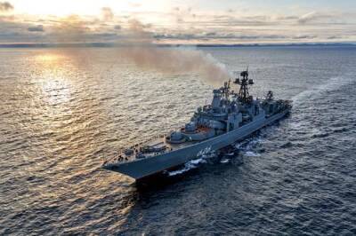 «Репортер»: силы НАТО «ведут плотное слежение» за российскими военными кораблями у берегов Великобритании