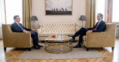 Кулеба обсудил план сдерживания России с главой дипломатии Нидерландов