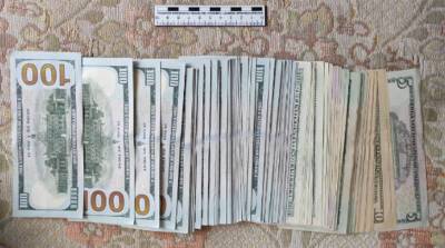 Дочь похитила у жителя Марьиной Горки более $8 тыс., часть потратила ему на подарок