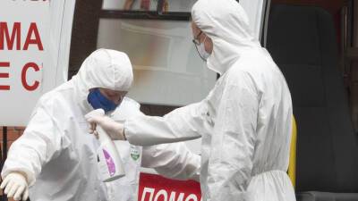 В Омской области выявили 1663 случая коронавируса за сутки
