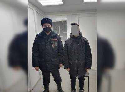 В Рязани на улице Семинарской задержали 25-летнего наркомана