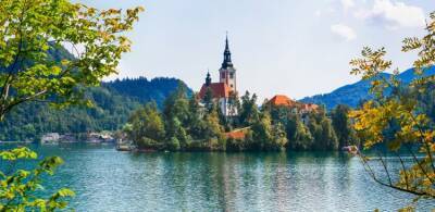 Словения прекратила выдачу виз россиянам