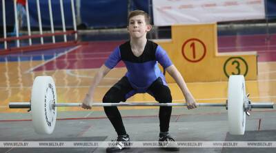 ФОТОФАКТ: В Гомеле стартовал турнир по тяжелой атлетике памяти Эдуарда Гуриновича