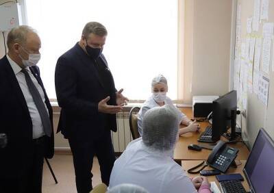 Губернатор Любимов: будем совершенствовать работу call-центров по вопросам COVID-19
